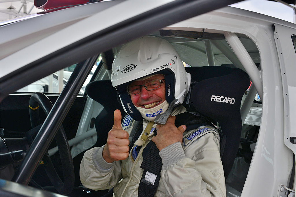 Sejren er min! Steen Andersen er glad for sejren i Yokohama Mesterskabet Øst
(Foto: Morten Dam)